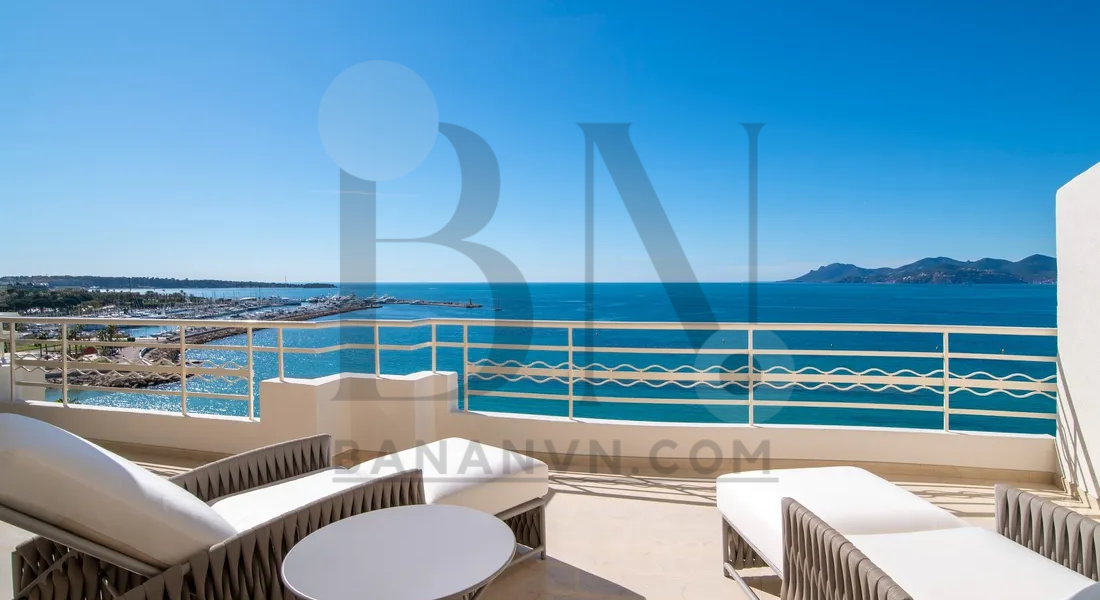 Cannes Croisette Penthouse